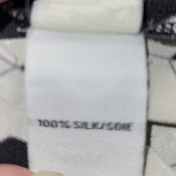 Diane Von Furstenberg 100% Silk Shirt Dress Size 2 - Picture 6 of 8